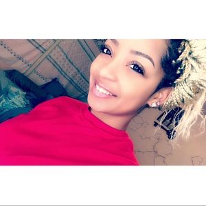 Meet your Posher, Nahja